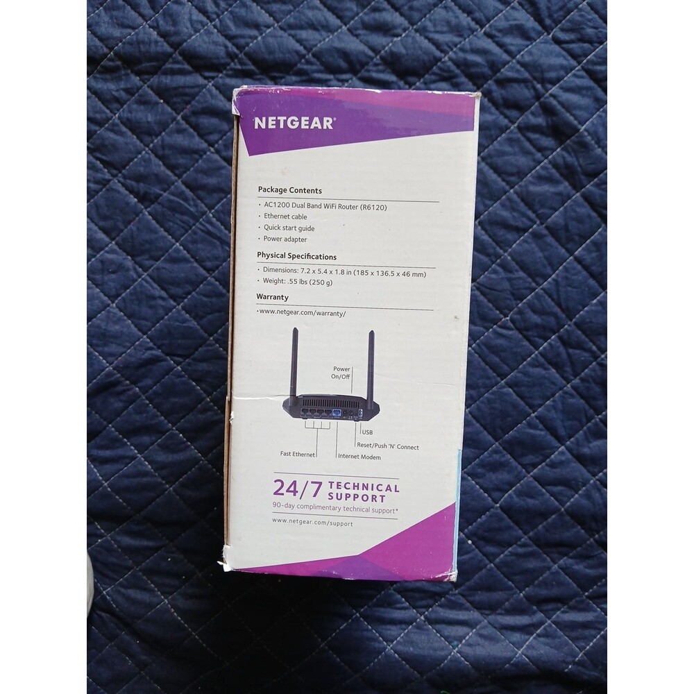 NETGEAR Ac1200 Dual Band WiFi Router Model R6120 - Picture 3 of 5